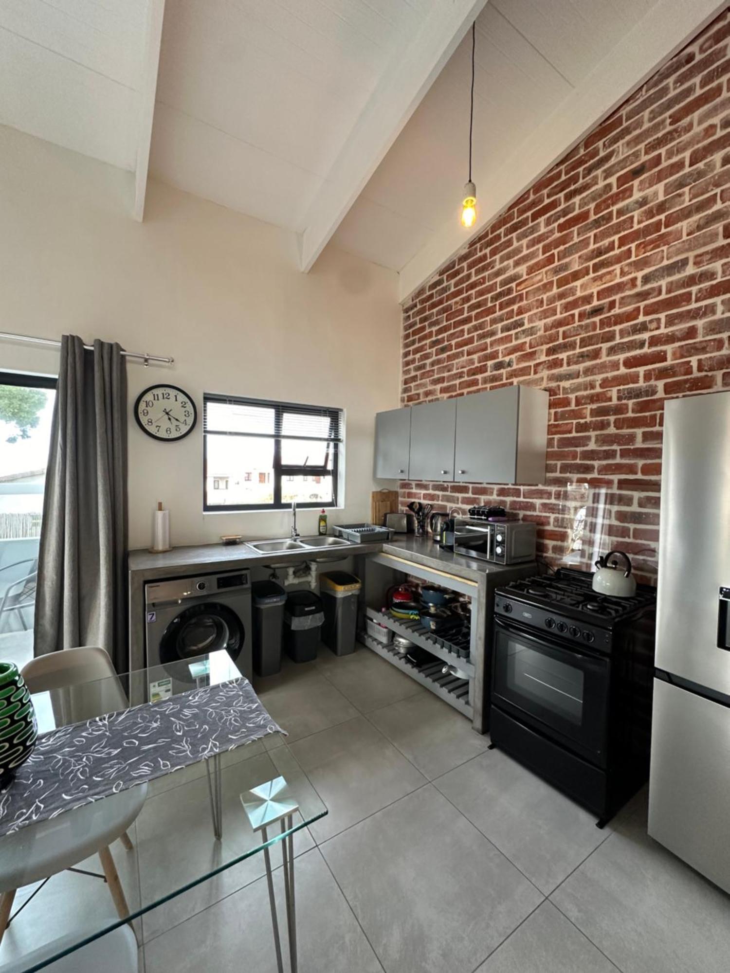 Modern Apartments Downtown 普勒滕贝格湾 外观 照片